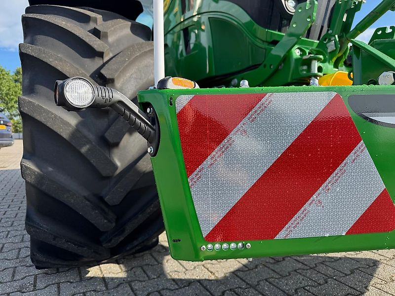 TractorBumper SafetyWeight Frontgewicht Bumper Gewicht - Farm tractor: picture 4 TractorBumper SafetyWeight Frontgewicht Bumper Gewicht - Farm tractor: picture 4