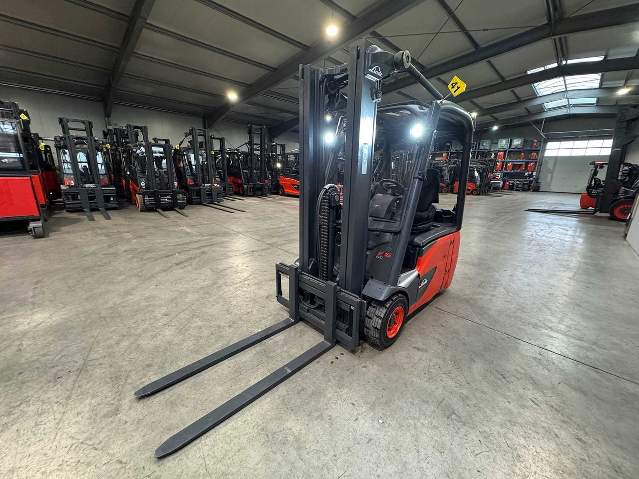 01/2021 SERVICE + UVV 12/2026 LINDE E16-02 EVO 1.600KG TRIPLEX 462CM - Forklift: picture 3 01/2021 SERVICE + UVV 12/2026 LINDE E16-02 EVO 1.600KG TRIPLEX 462CM - Forklift: picture 3