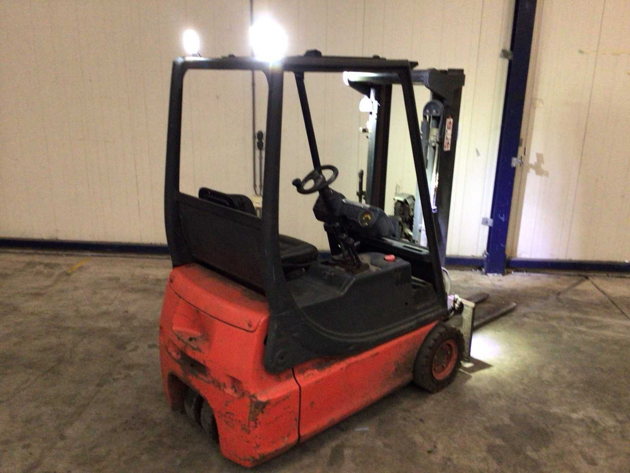 1999 LINDE E14 FORKLIFT - Forklift: picture 5 1999 LINDE E14 FORKLIFT - Forklift: picture 5