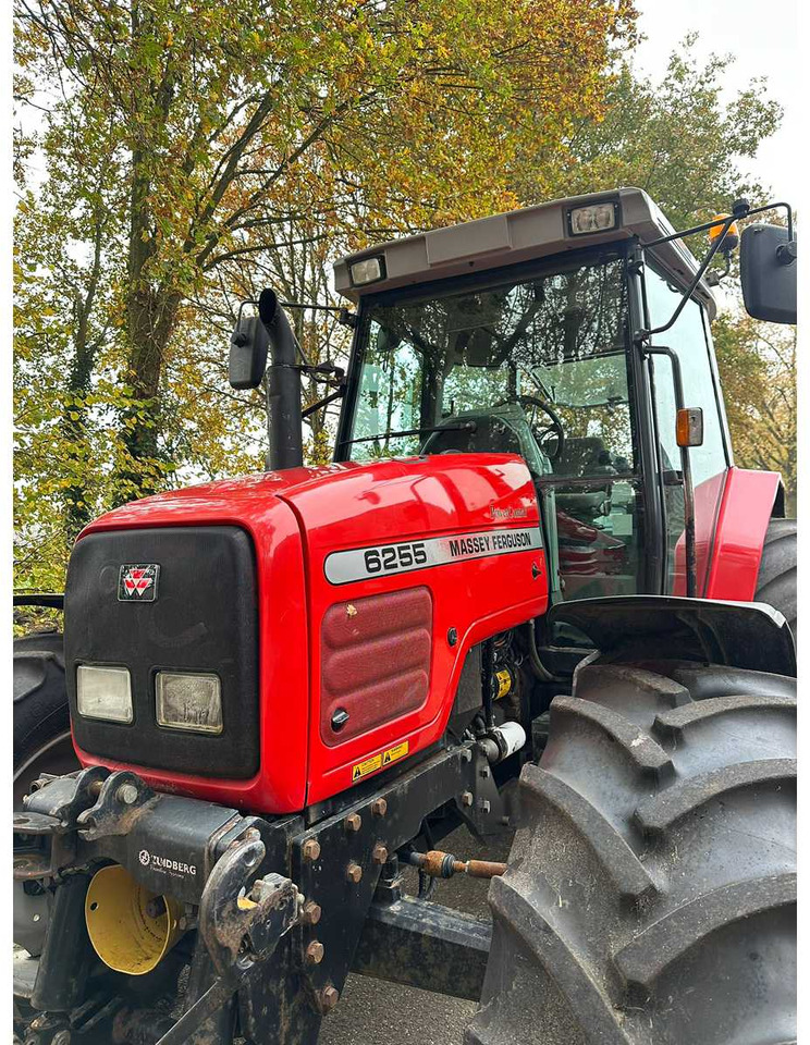 2002 MASSEY FERGUSON 6255 FOUR WHEEL DRIVE FARM TRACTOR - Farm tractor: picture 4 2002 MASSEY FERGUSON 6255 FOUR WHEEL DRIVE FARM TRACTOR - Farm tractor: picture 4