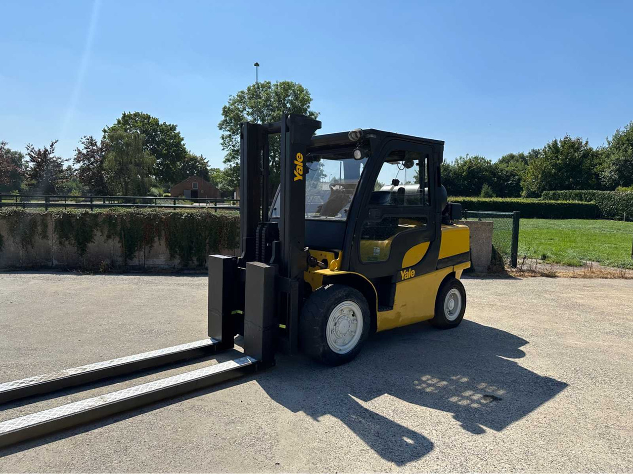 2011 YALE GLP45S FORKLIFT TRUCK - Forklift: picture 1 2011 YALE GLP45S FORKLIFT TRUCK - Forklift: picture 1