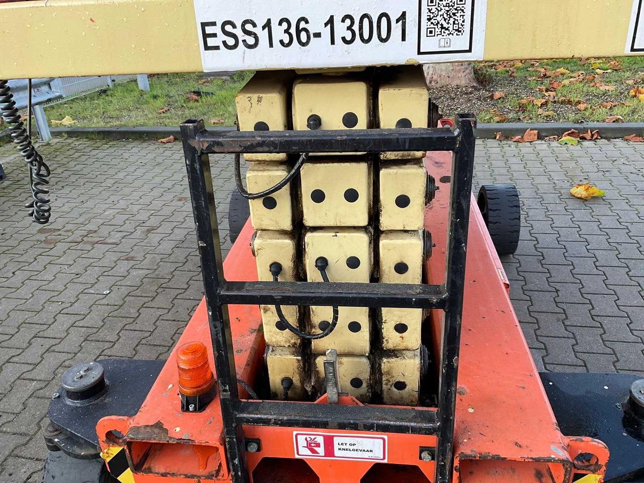 Aerial platform 2013 HOLLAND LIFT HL-11816 AERIAL PLATFORM: picture 7 Aerial platform 2013 HOLLAND LIFT HL-11816 AERIAL PLATFORM: picture 7