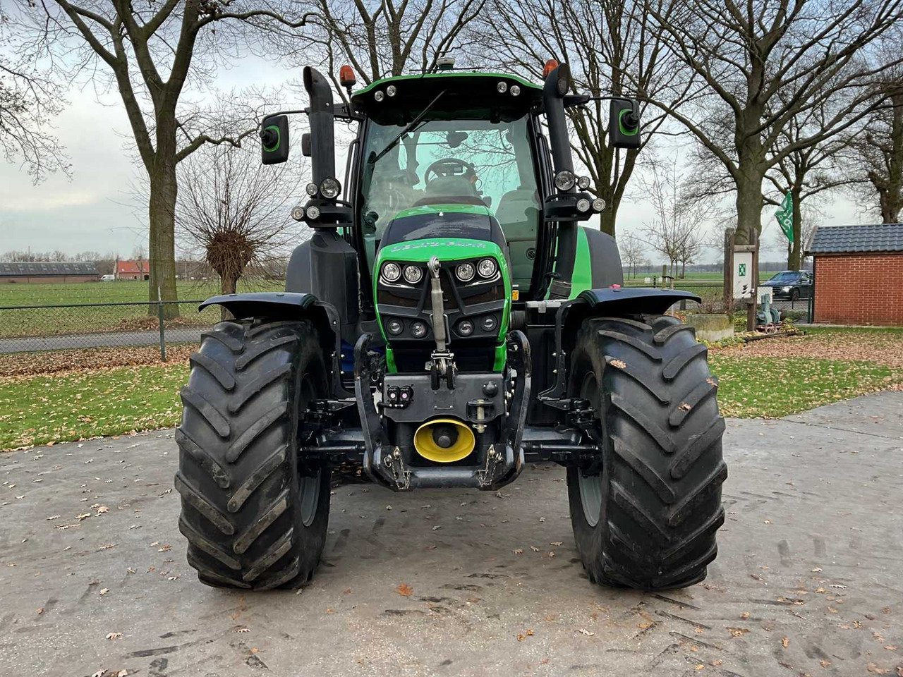 2015 DEUTZ-FAHR 6190 TTV ALL-WHEEL DRIVE FARM TRACTOR - Farm tractor: picture 2 2015 DEUTZ-FAHR 6190 TTV ALL-WHEEL DRIVE FARM TRACTOR - Farm tractor: picture 2