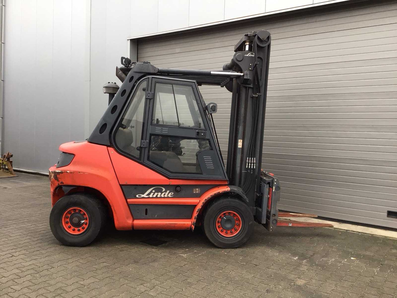 2015 LINDE H60D FORKLIFT - Forklift: picture 3 2015 LINDE H60D FORKLIFT - Forklift: picture 3