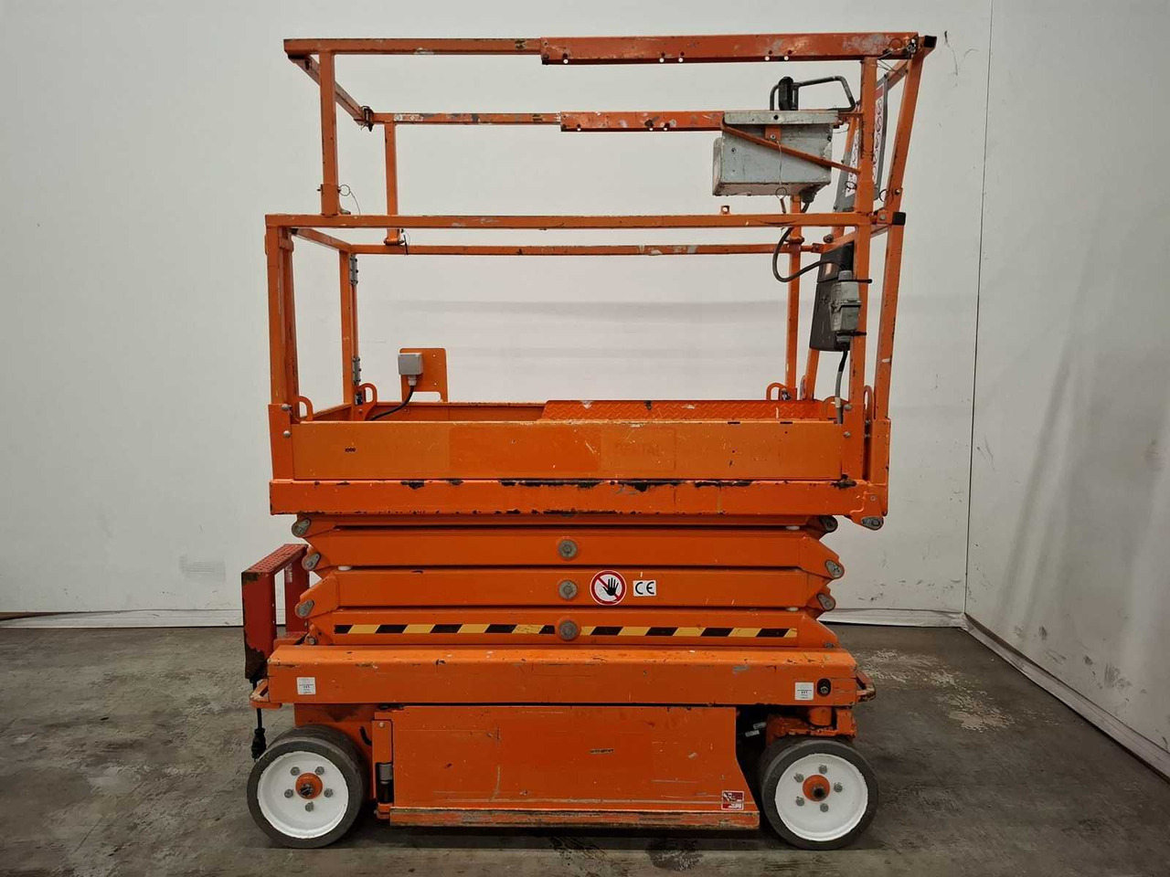 2015 SKYJACK SJ3219 AERIAL PLATFORM - Aerial platform: picture 5 2015 SKYJACK SJ3219 AERIAL PLATFORM - Aerial platform: picture 5