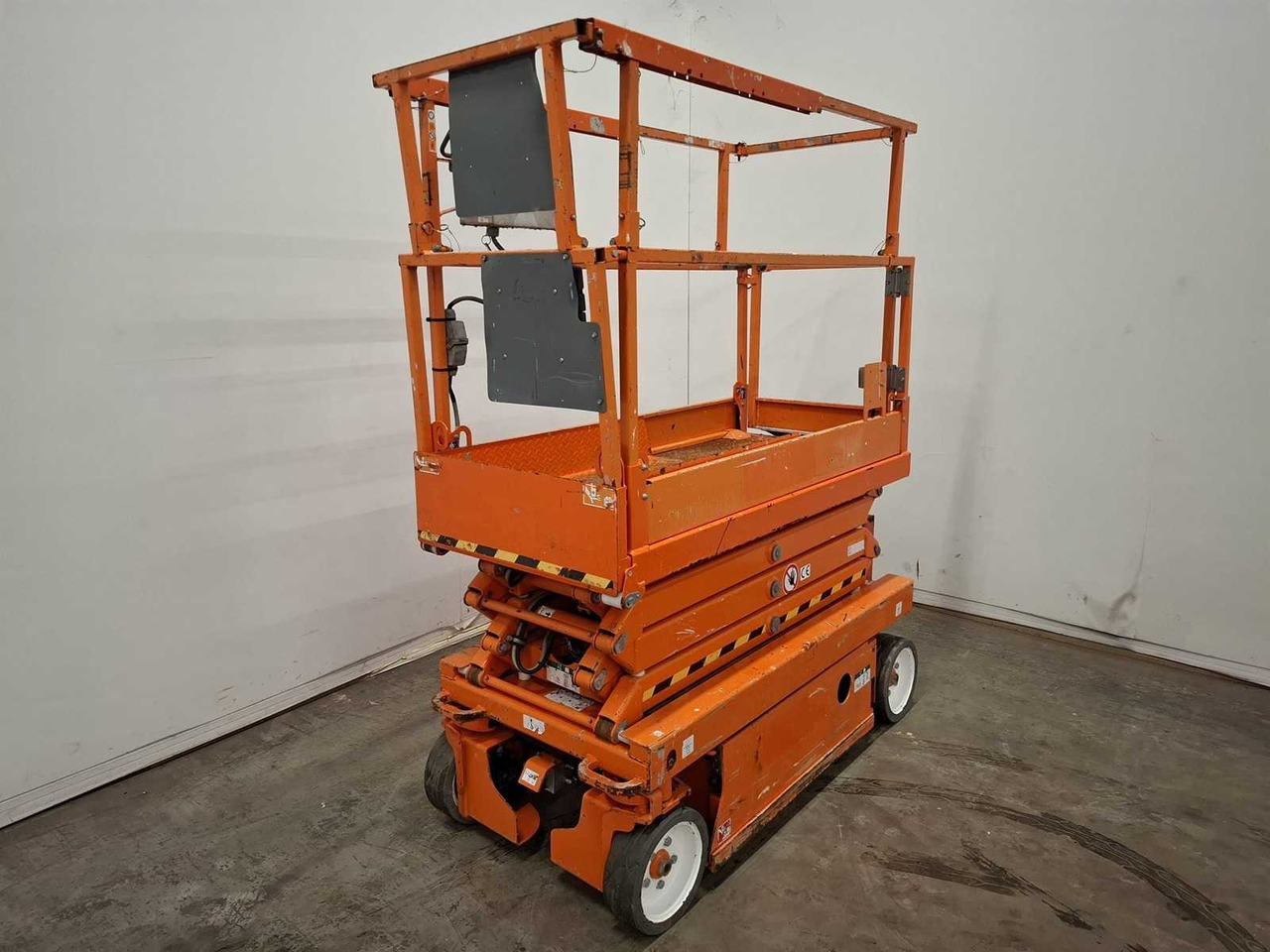 2015 SKYJACK SJ3219 AERIAL PLATFORM - Aerial platform: picture 1 2015 SKYJACK SJ3219 AERIAL PLATFORM - Aerial platform: picture 1