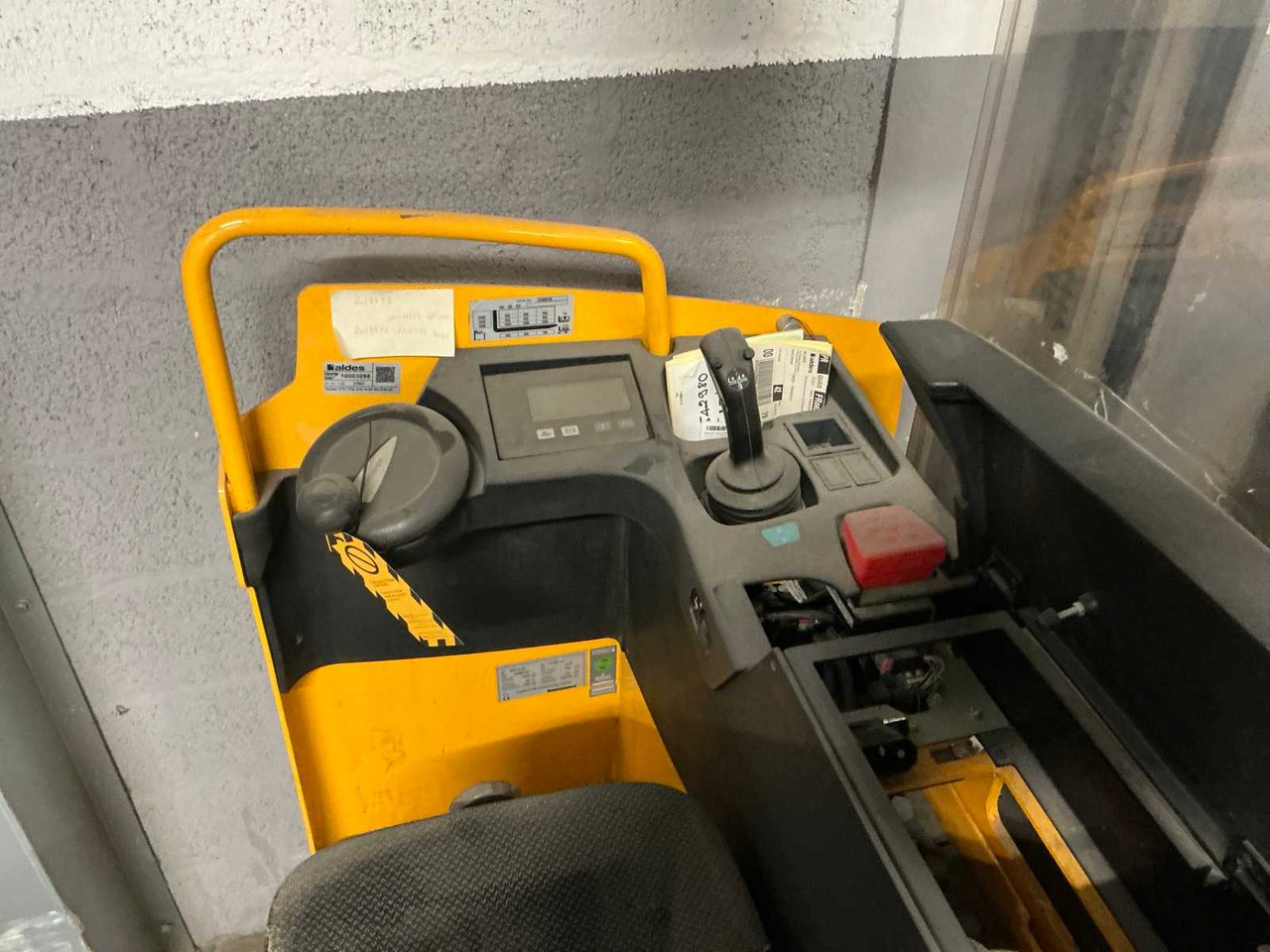 2016 JUNGHEINRICH ESC 316Z FORKLIFT - Forklift: picture 4 2016 JUNGHEINRICH ESC 316Z FORKLIFT - Forklift: picture 4