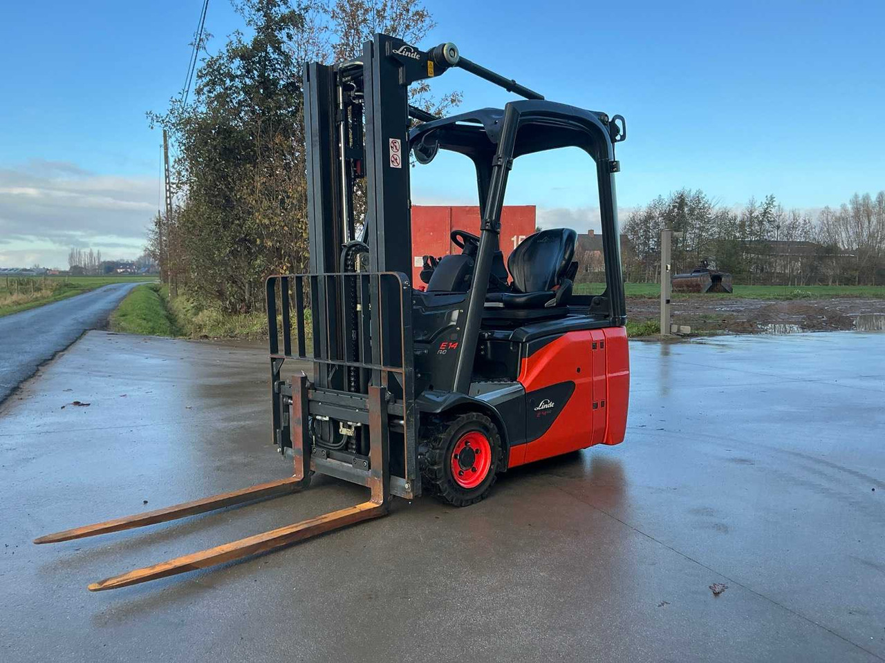 2016 LINDE E14-02 FORKLIFT TRUCK - Forklift: picture 1 2016 LINDE E14-02 FORKLIFT TRUCK - Forklift: picture 1