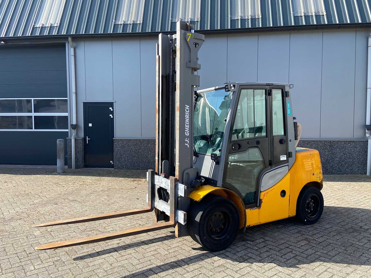 2017 JUNGHEINRICH - DFG550S - FORKLIFT - Forklift: picture 1 2017 JUNGHEINRICH - DFG550S - FORKLIFT - Forklift: picture 1