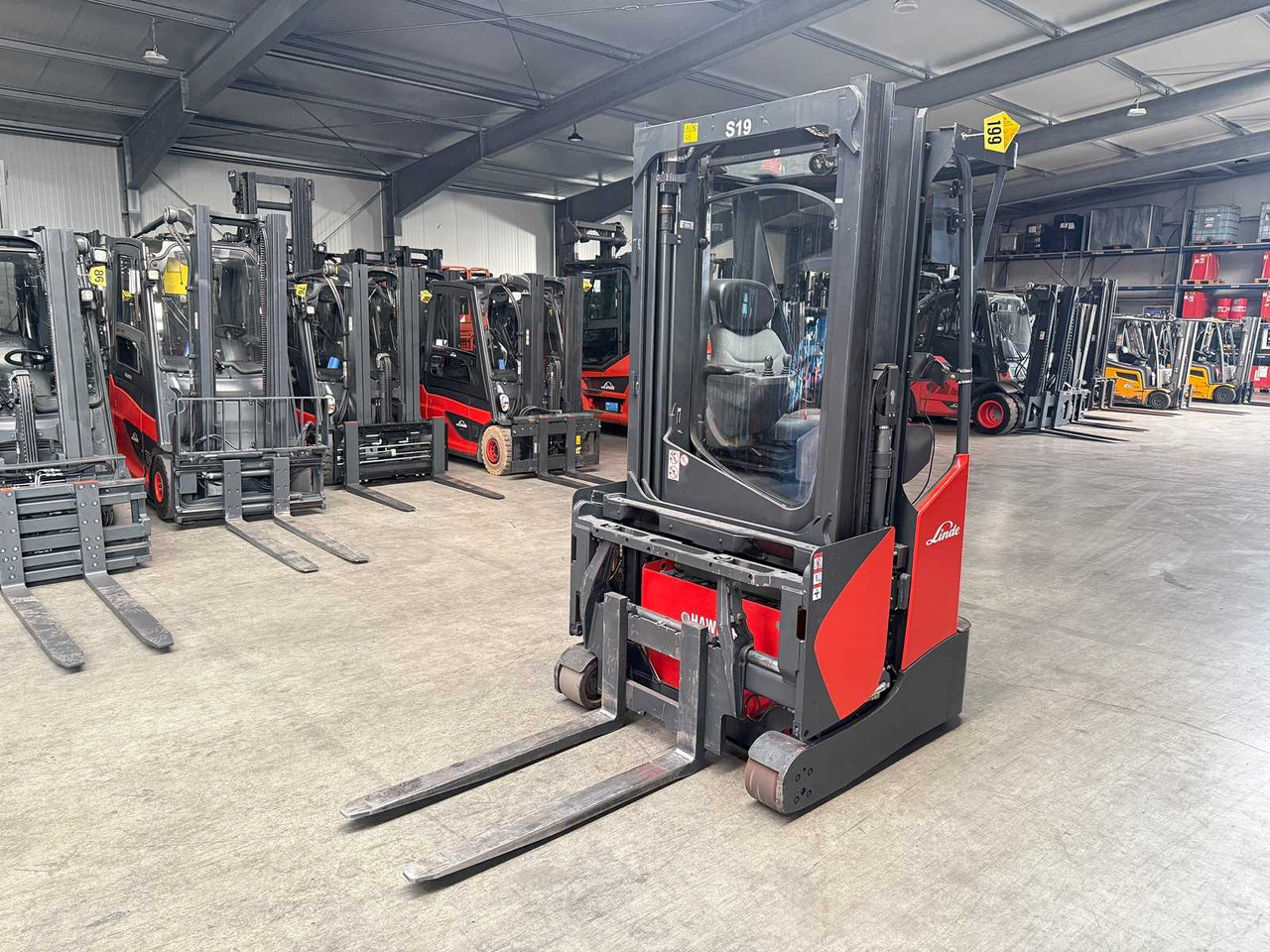 2018 LINDE R16X-03 ELECTRIC FORKLIFT REACH TRUCK INTEGRATED RAVAS SCALE - Forklift: picture 1 2018 LINDE R16X-03 ELECTRIC FORKLIFT REACH TRUCK INTEGRATED RAVAS SCALE - Forklift: picture 1