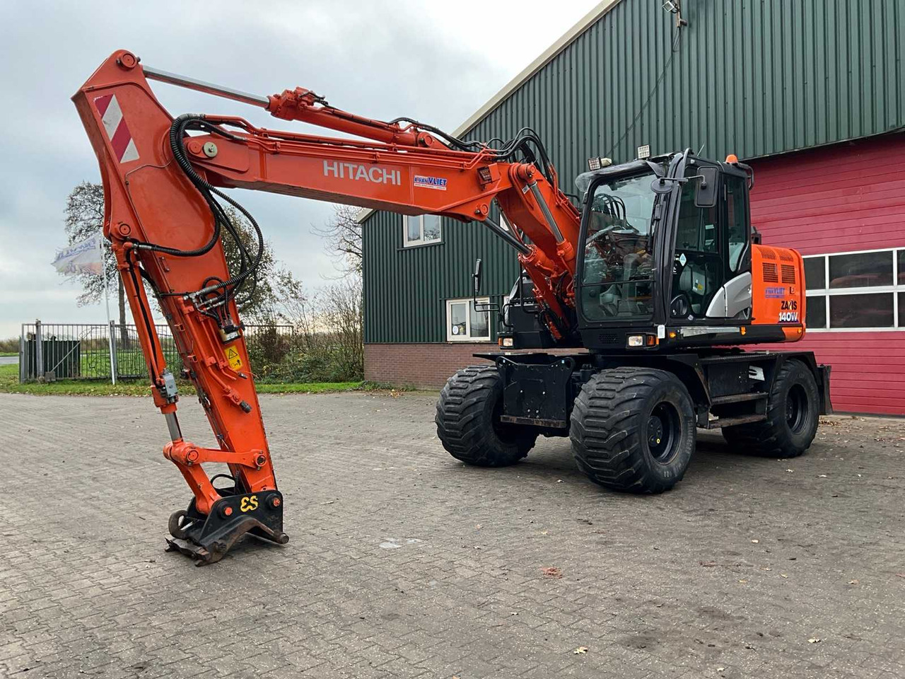 2019 HITACHI WHEELED EXCAVATOR - Wheel excavator: picture 1 2019 HITACHI WHEELED EXCAVATOR - Wheel excavator: picture 1