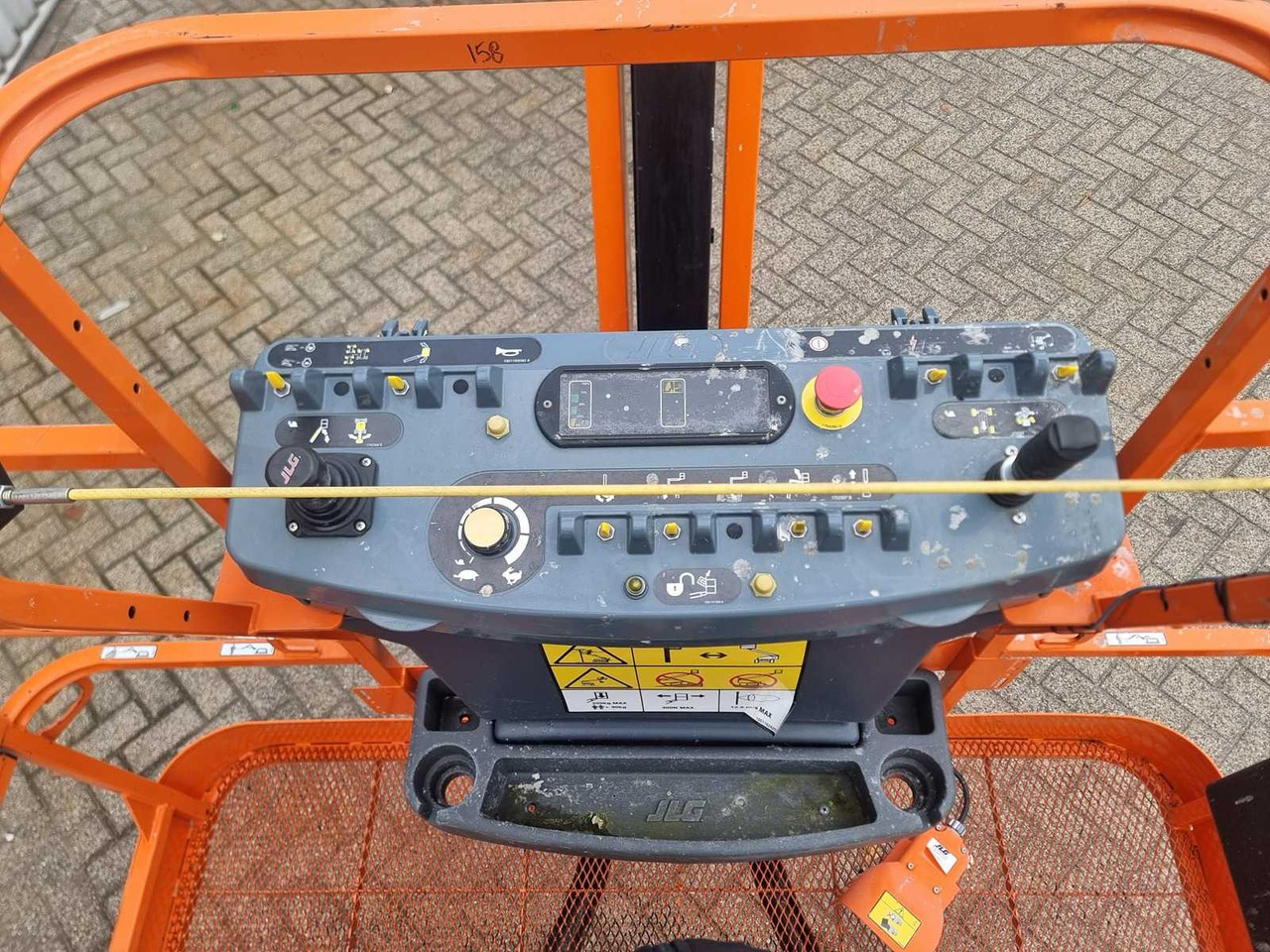 Aerial platform 2022 JLG 520 AJ AERIAL WORK PLATFORM: picture 15