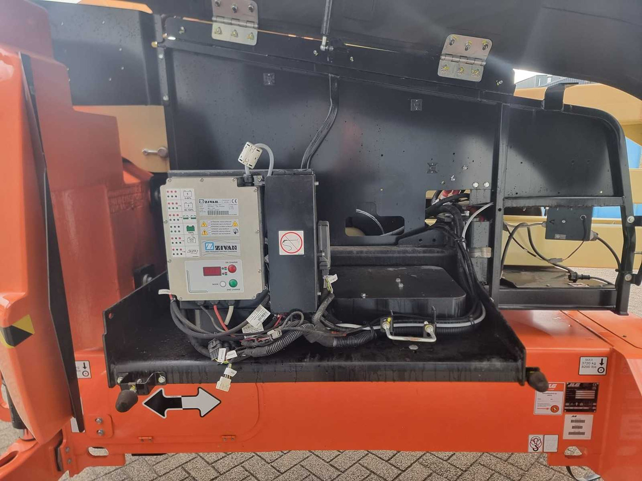 Aerial platform 2022 JLG 520 AJ AERIAL WORK PLATFORM: picture 12