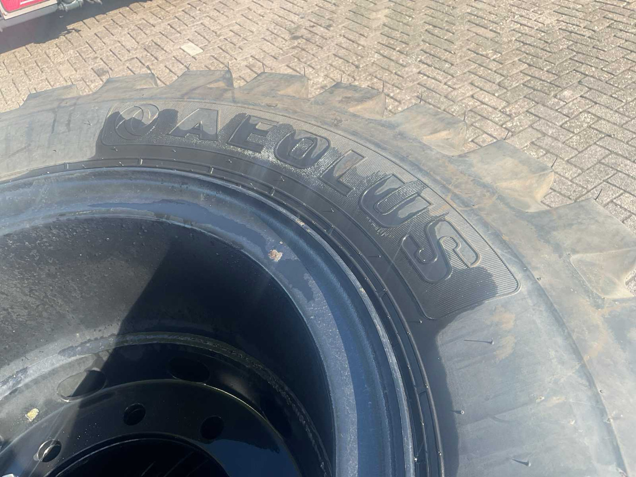 Aeolus Aex1 - Wheels and tires for Farm tractor: picture 4 Aeolus Aex1 - Wheels and tires for Farm tractor: picture 4