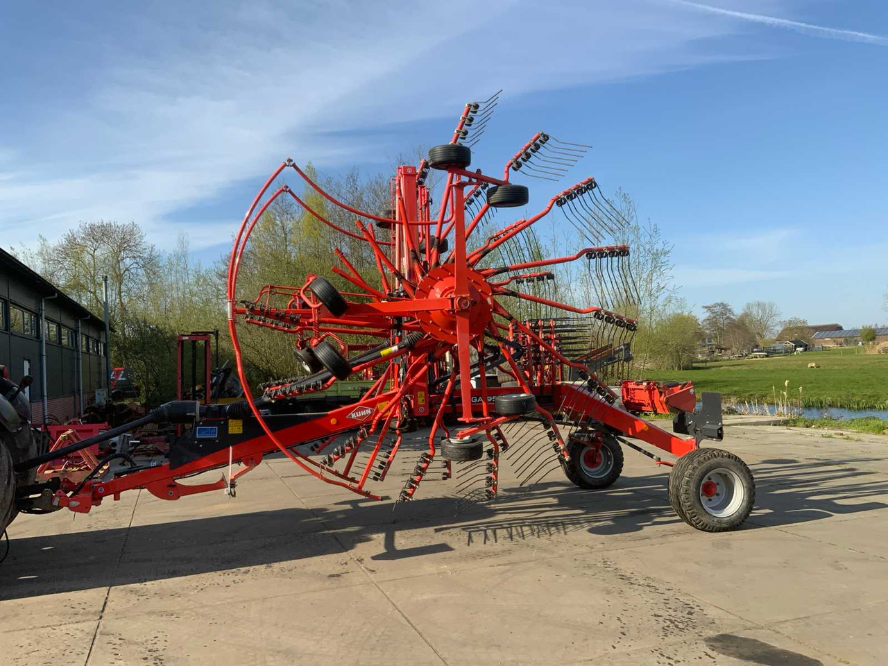 Kuhn GA9531 - Agricultural machinery: picture 3 Kuhn GA9531 - Agricultural machinery: picture 3