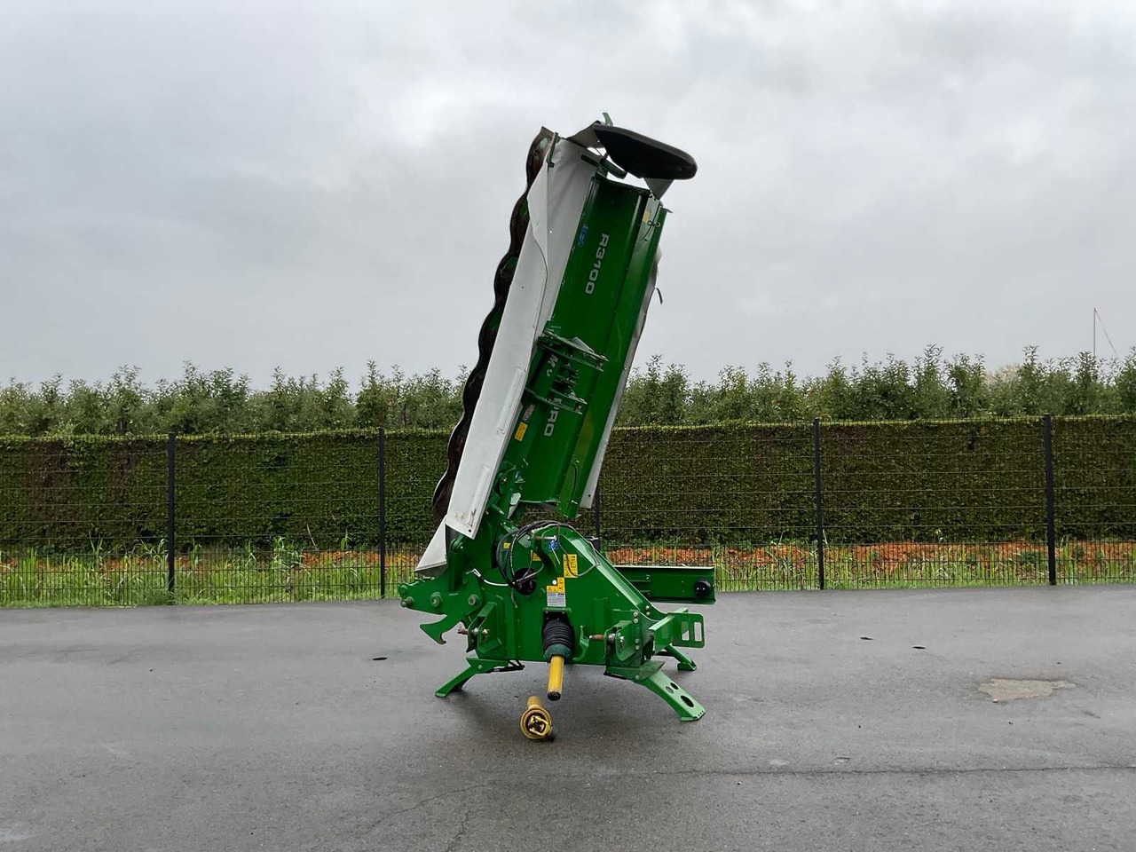McHale Proglide R3100 - Agricultural machinery: picture 1 McHale Proglide R3100 - Agricultural machinery: picture 1