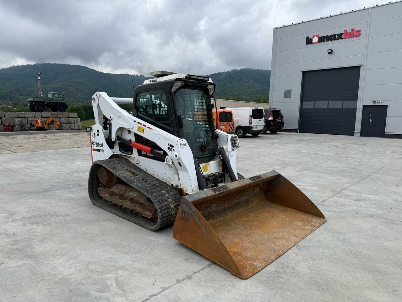 BOBCAT T770 TRACK LOADER - Compact track loader: picture 1 BOBCAT T770 TRACK LOADER - Compact track loader: picture 1