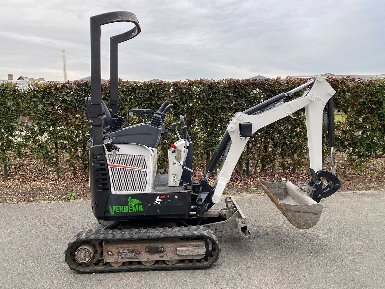 Bobcat E10z - Mini excavator: picture 1 Bobcat E10z - Mini excavator: picture 1