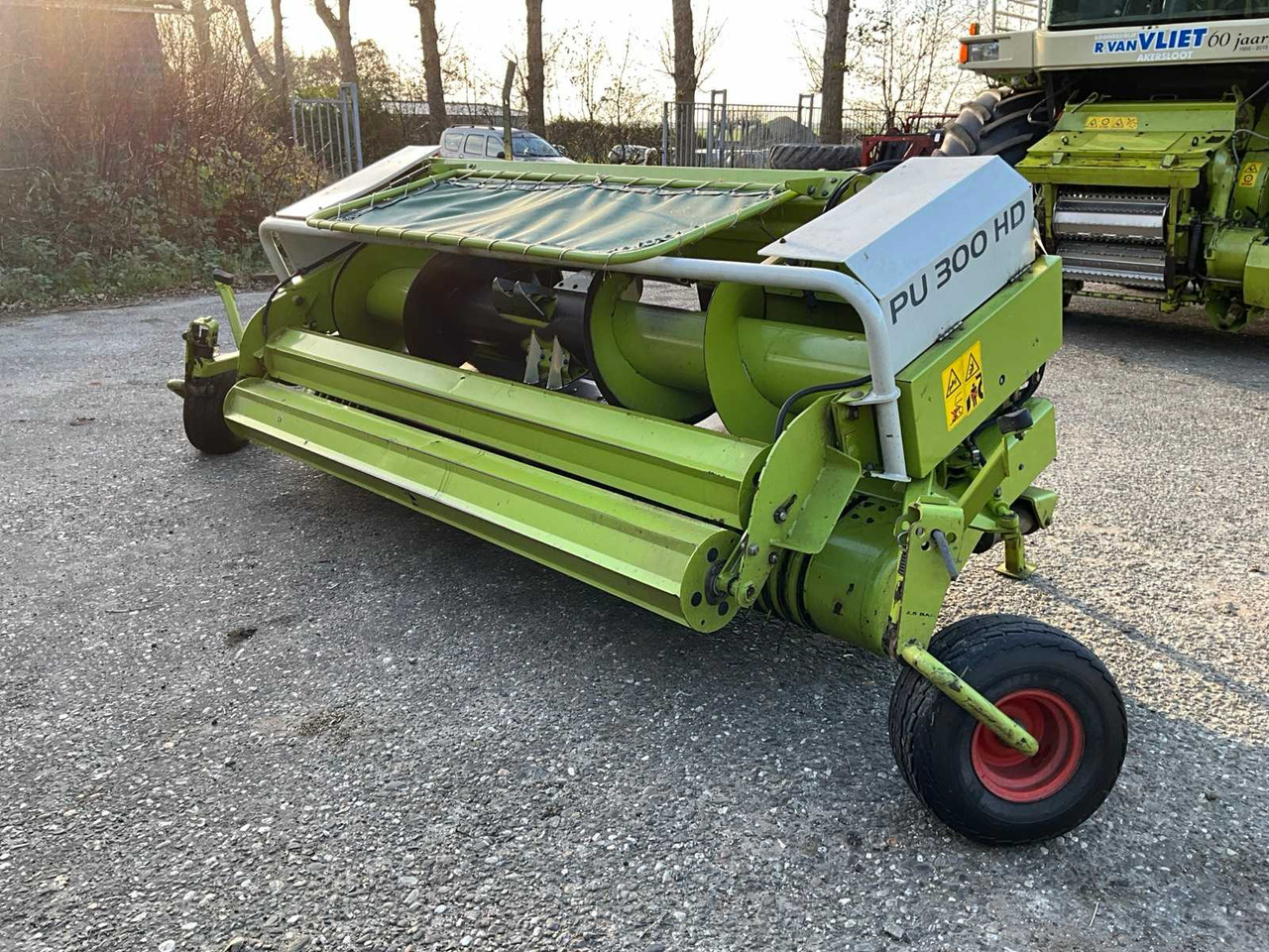 CLAAS PU 300 HD GRAS PICKUP - Forage harvester: picture 3 CLAAS PU 300 HD GRAS PICKUP - Forage harvester: picture 3