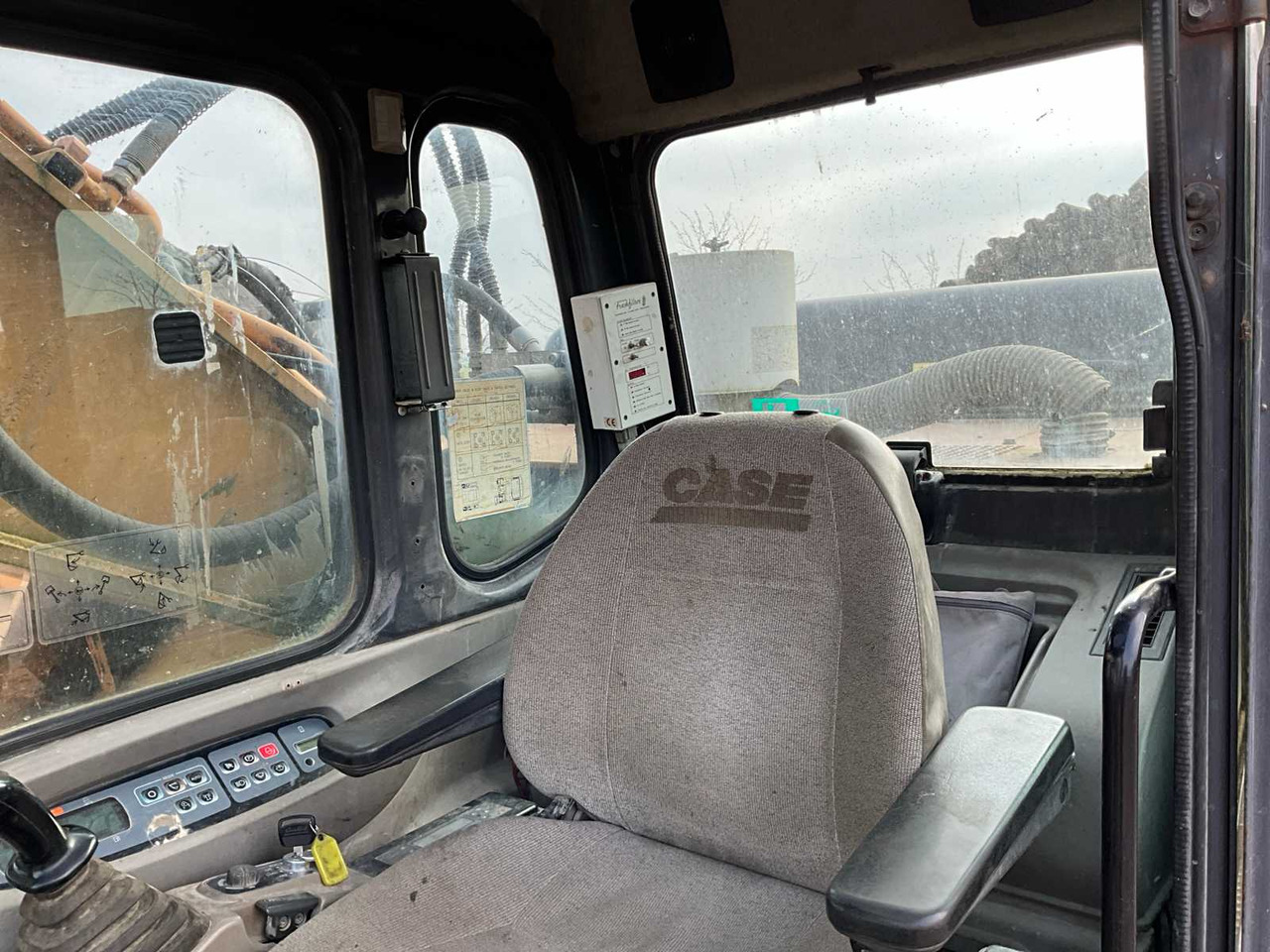 Crawler excavator Case CX460: picture 15