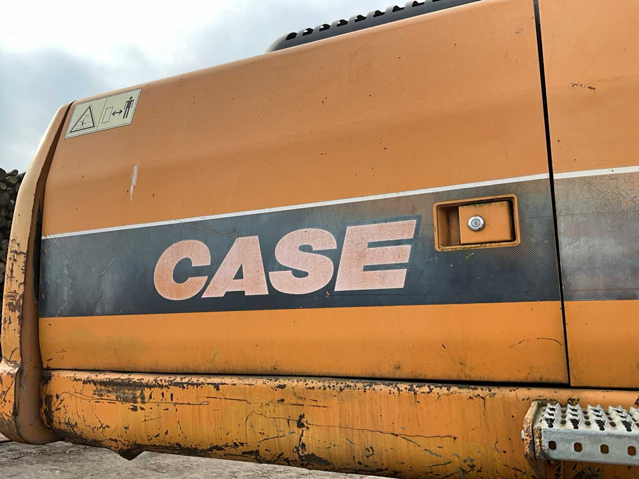 Crawler excavator Case CX460: picture 30