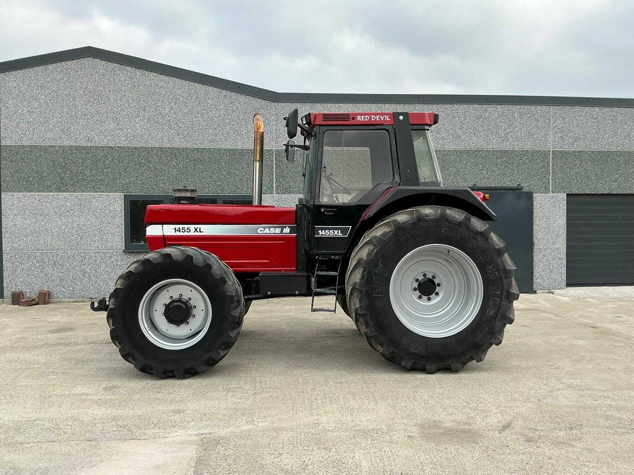 Case IH 1455XL - Farm tractor: picture 2 Case IH 1455XL - Farm tractor: picture 2