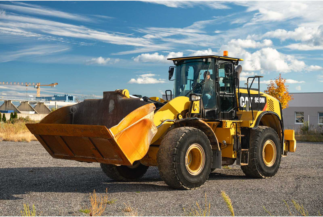 Caterpillar 950M - Wheel loader: picture 1 Caterpillar 950M - Wheel loader: picture 1