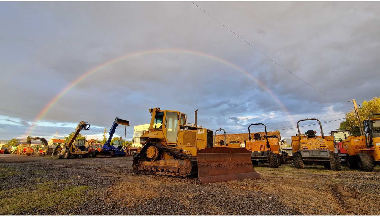 Caterpillar D5N - Bulldozer: picture 1 Caterpillar D5N - Bulldozer: picture 1