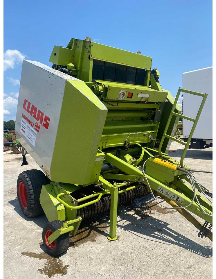 Claas VARIANT 180 - Round baler: picture 1 Claas VARIANT 180 - Round baler: picture 1