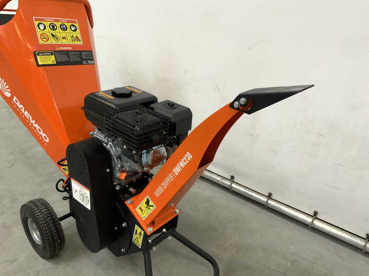 Wood chipper Daewoo DWFWC230: picture 9 Wood chipper Daewoo DWFWC230: picture 9