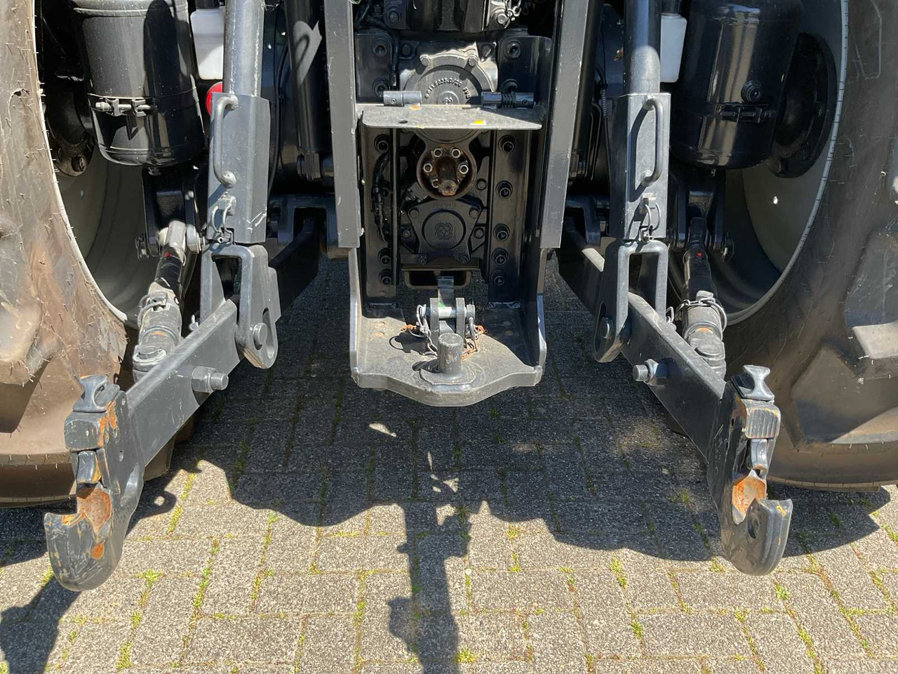 Farm tractor Deutz-Fahr 6140 TTV: picture 17