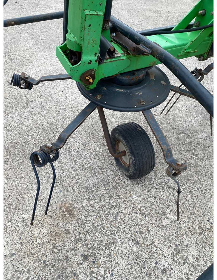 Deutz Fahr CONDIMASTER 4621 - Hay and forage equipment: picture 4 Deutz Fahr CONDIMASTER 4621 - Hay and forage equipment: picture 4