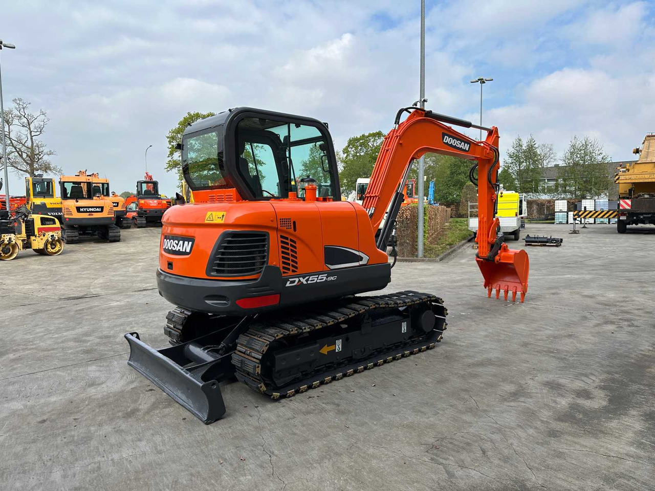 Doosan DX55-9C - Crawler excavator: picture 4 Doosan DX55-9C - Crawler excavator: picture 4
