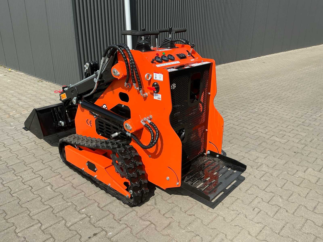 Skid steer loader EGN EG36C: picture 20