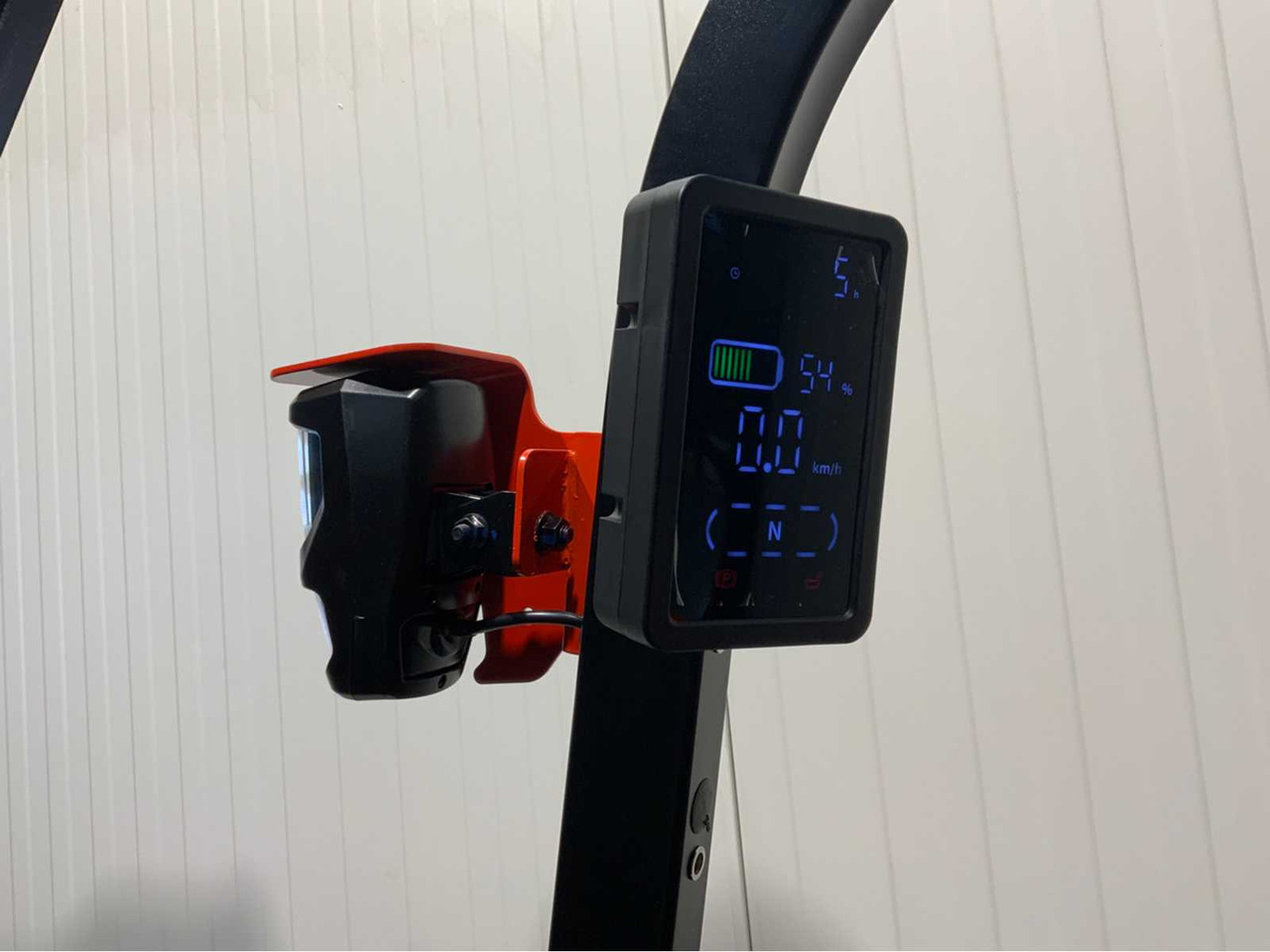 Forklift EP 3500KG LIFTING CAPACITY- 4.8 METER PLYWOOD, FREE-LIFT, SIDE-SHIFT FORKLIFT: picture 13 Forklift EP 3500KG LIFTING CAPACITY- 4.8 METER PLYWOOD, FREE-LIFT, SIDE-SHIFT FORKLIFT: picture 13