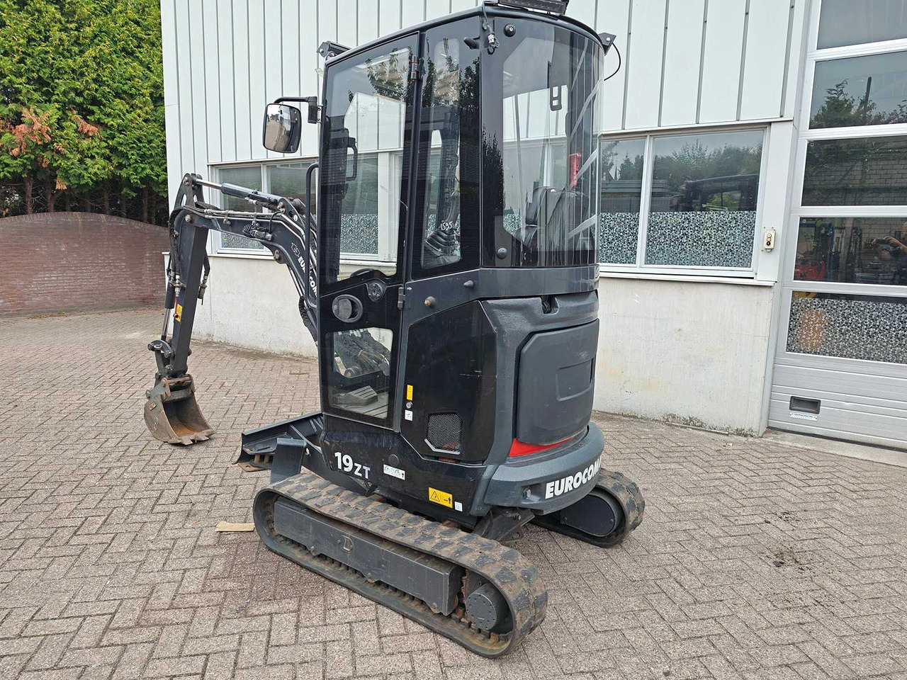 Eurocomach 19ZT - Mini excavator: picture 3 Eurocomach 19ZT - Mini excavator: picture 3