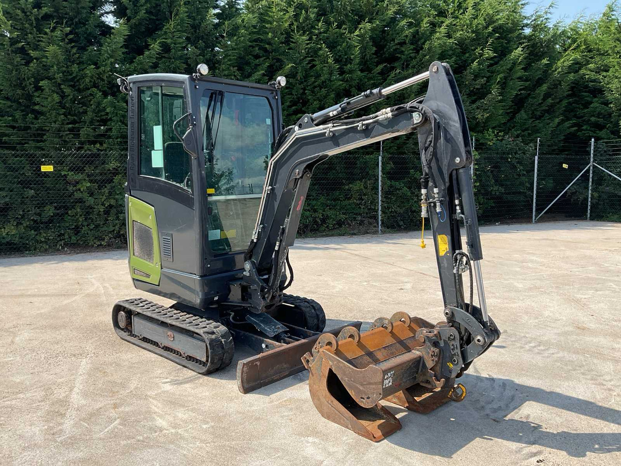 Eurocomach 22SR - Mini excavator: picture 5 Eurocomach 22SR - Mini excavator: picture 5