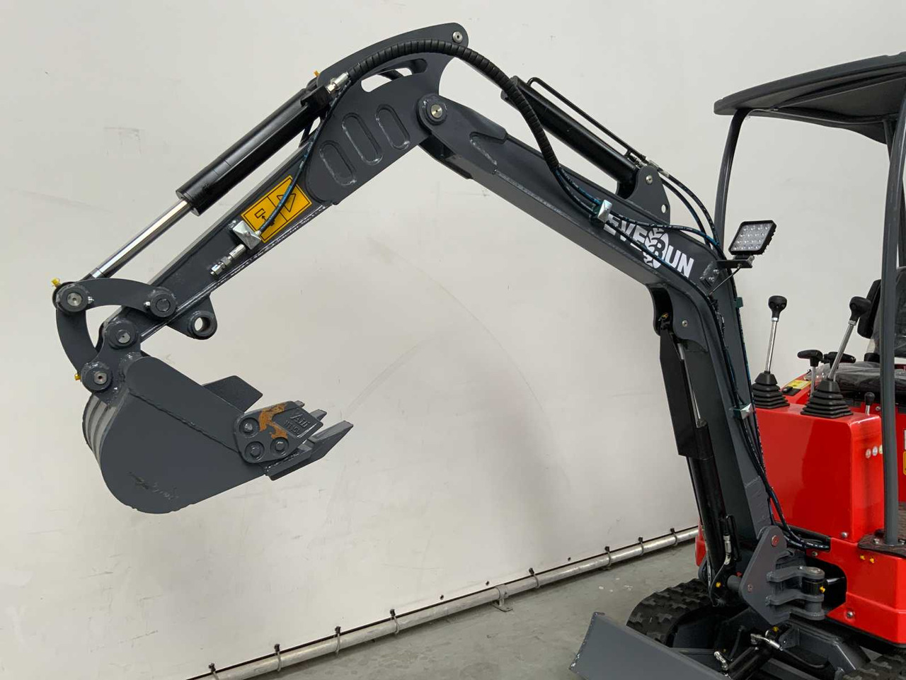 Everun ERE10PRO - Mini excavator: picture 3 Everun ERE10PRO - Mini excavator: picture 3