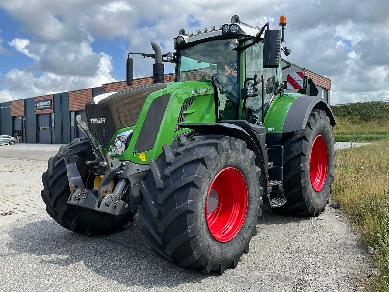 Fendt 828 Vario S4 Profi Plus - Farm tractor: picture 1 Fendt 828 Vario S4 Profi Plus - Farm tractor: picture 1