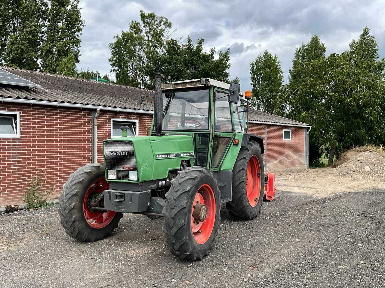 Fendt Farmer 309LS - Farm tractor: picture 2 Fendt Farmer 309LS - Farm tractor: picture 2