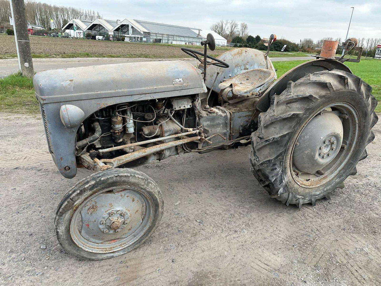 Ferguson - Farm tractor: picture 1 Ferguson - Farm tractor: picture 1