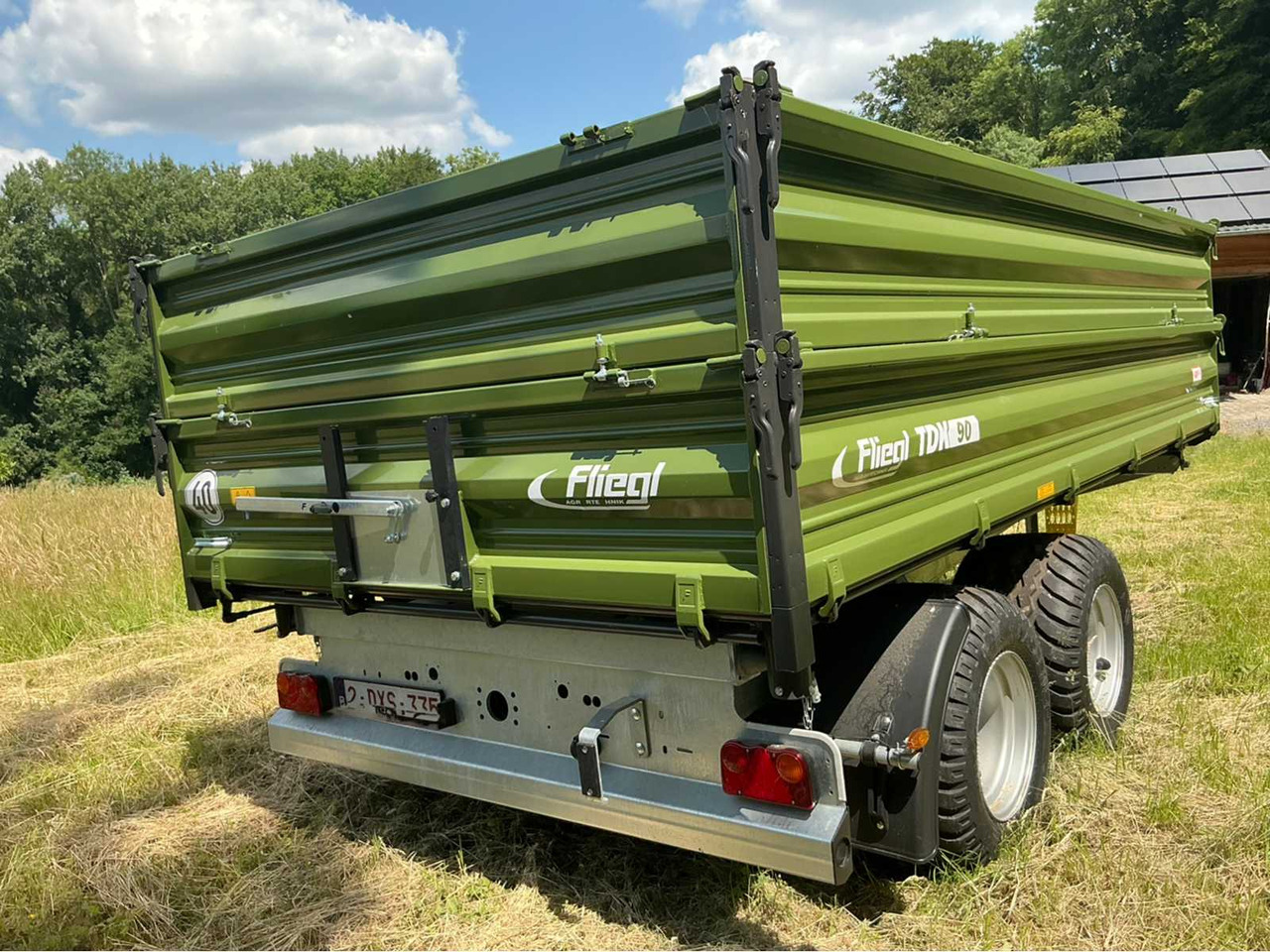 Fliegl TDK 90 - Farm tipping trailer/ Dumper: picture 3 Fliegl TDK 90 - Farm tipping trailer/ Dumper: picture 3