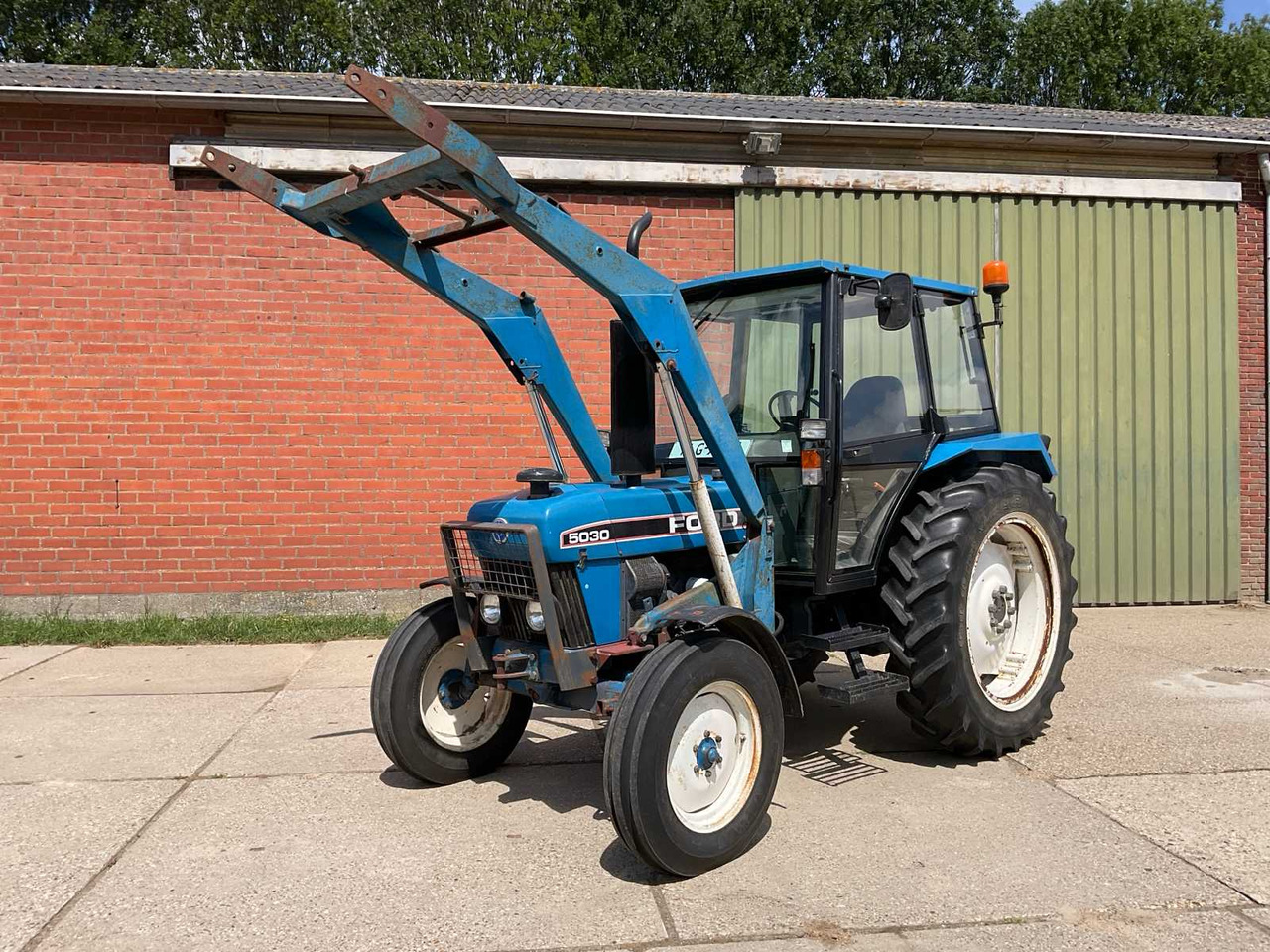 Ford 5030 - Farm tractor: picture 2 Ford 5030 - Farm tractor: picture 2