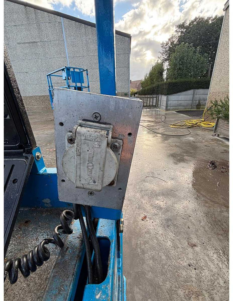 GENIE - 1997 - GS-1932 - AERIAL PLATFORM - Aerial platform: picture 5 GENIE - 1997 - GS-1932 - AERIAL PLATFORM - Aerial platform: picture 5