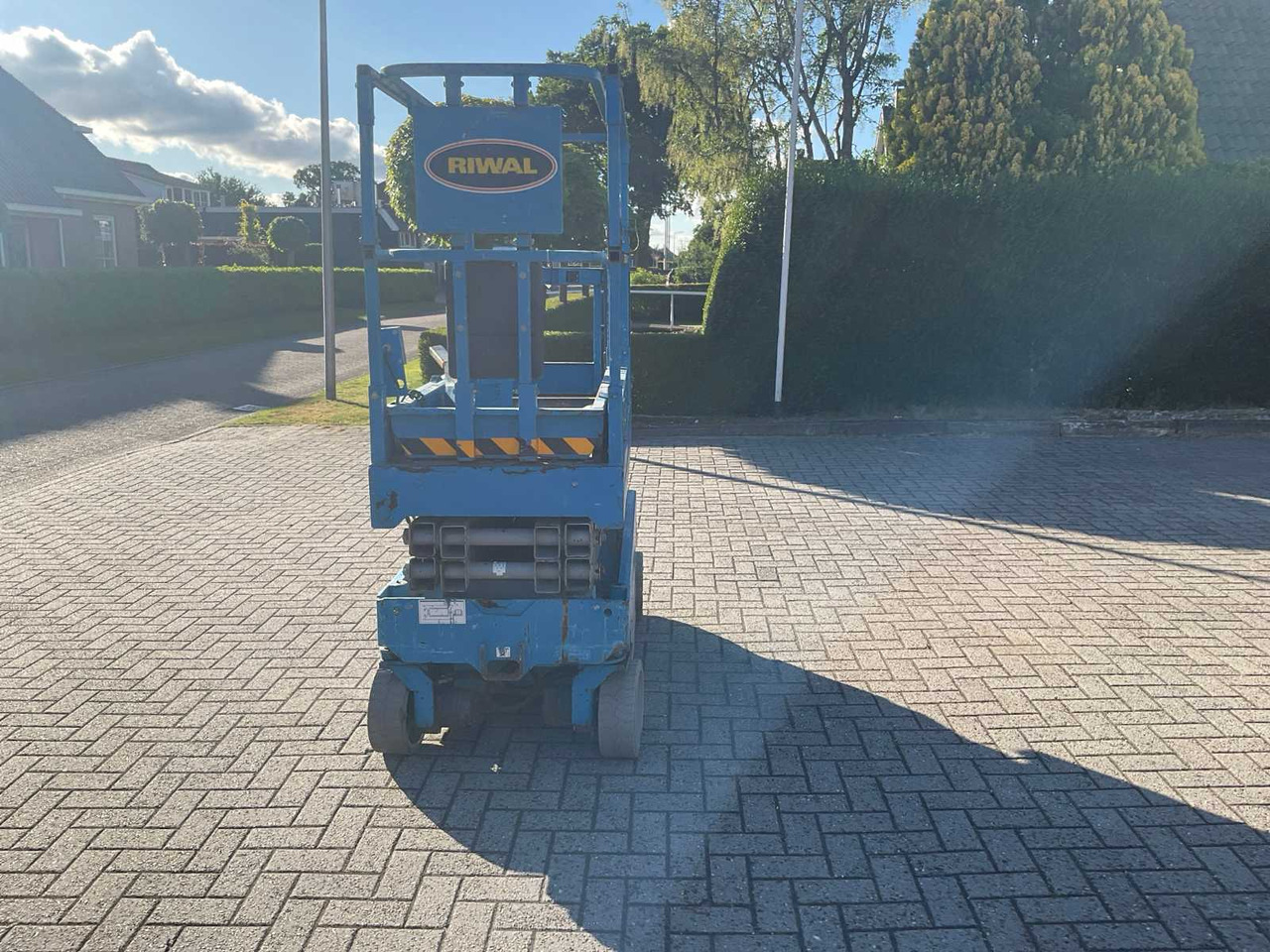 GENIE - 2014 - GS1932 - AERIAL PLATFORM - Aerial platform: picture 2 GENIE - 2014 - GS1932 - AERIAL PLATFORM - Aerial platform: picture 2