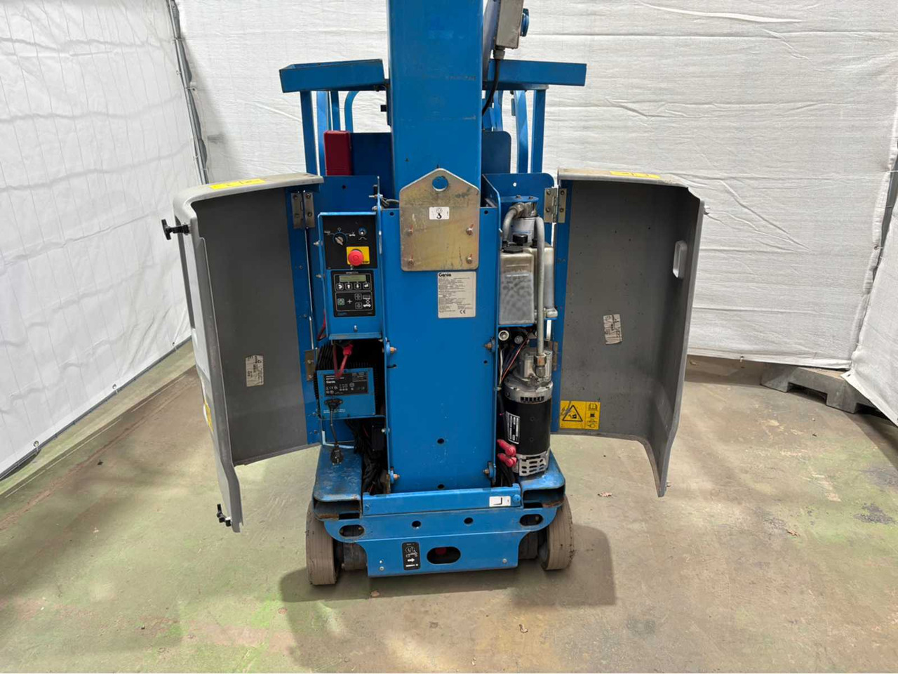 Genie GRC12 - Aerial platform: picture 5 Genie GRC12 - Aerial platform: picture 5