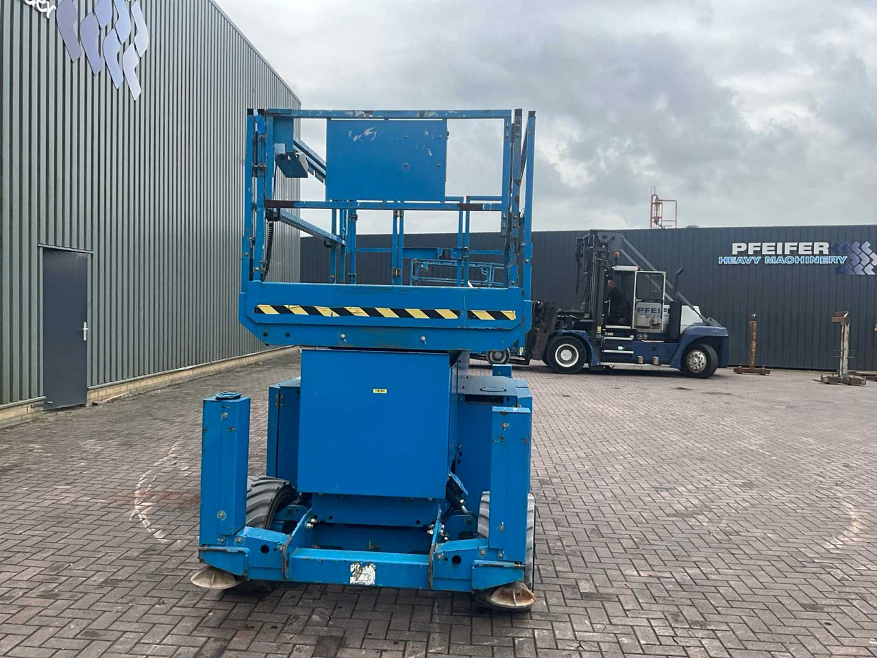 Genie GS-4069DC - Aerial platform: picture 3 Genie GS-4069DC - Aerial platform: picture 3