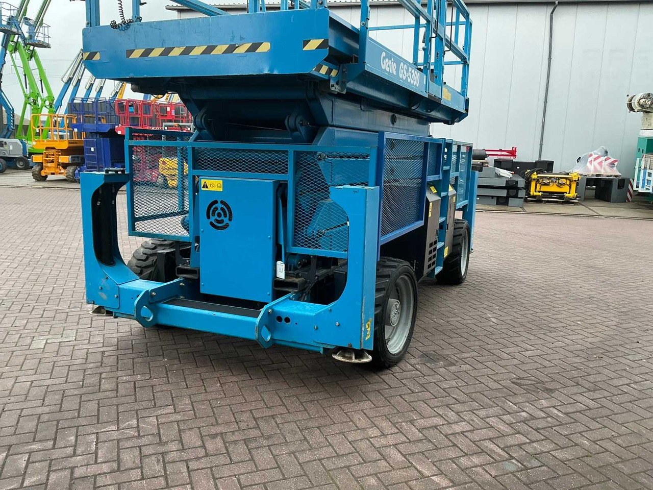 Genie GS-5390 - Aerial platform: picture 5 Genie GS-5390 - Aerial platform: picture 5