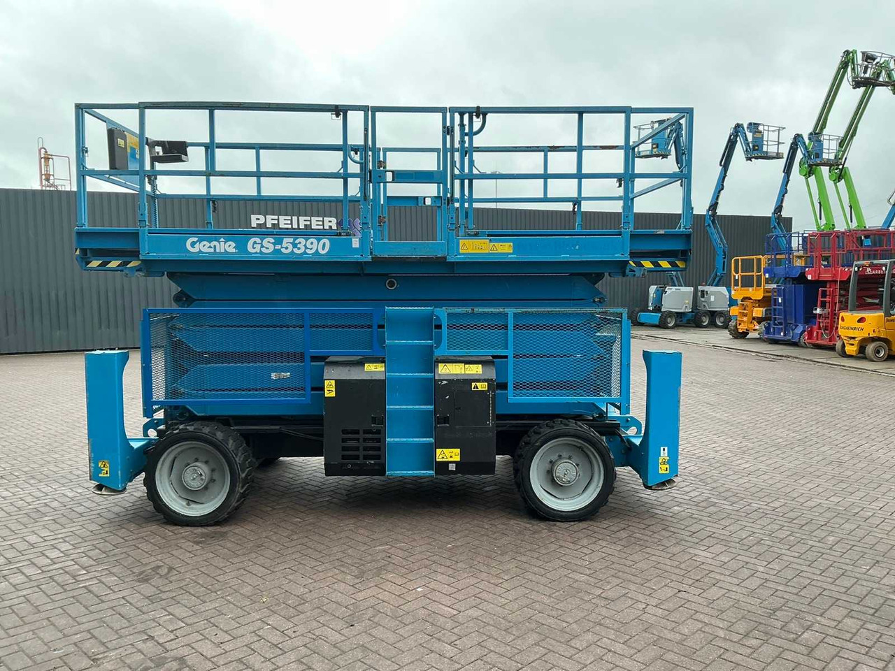 Genie GS-5390 - Aerial platform: picture 4 Genie GS-5390 - Aerial platform: picture 4