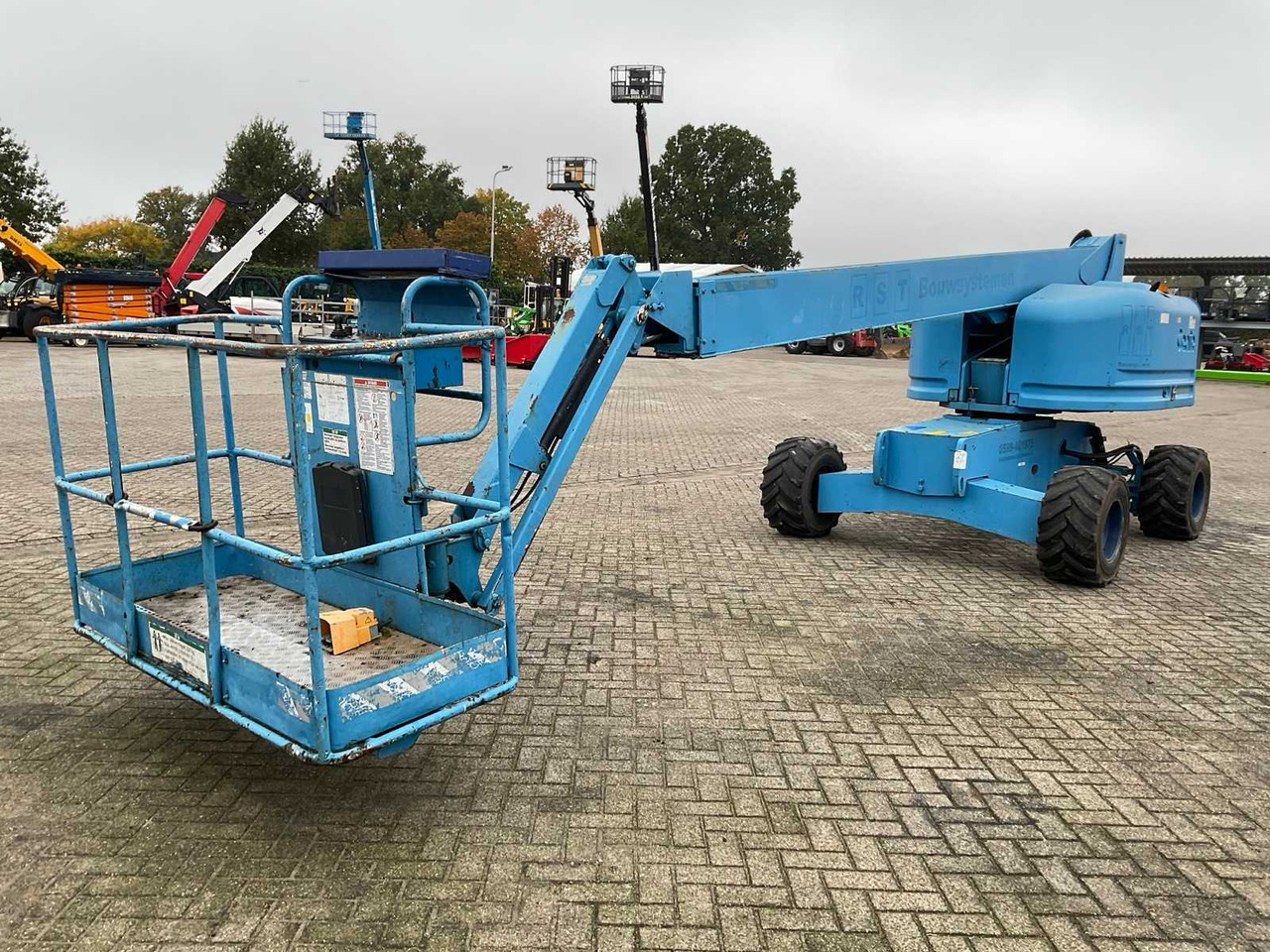 Genie S-45 - Aerial platform: picture 2 Genie S-45 - Aerial platform: picture 2